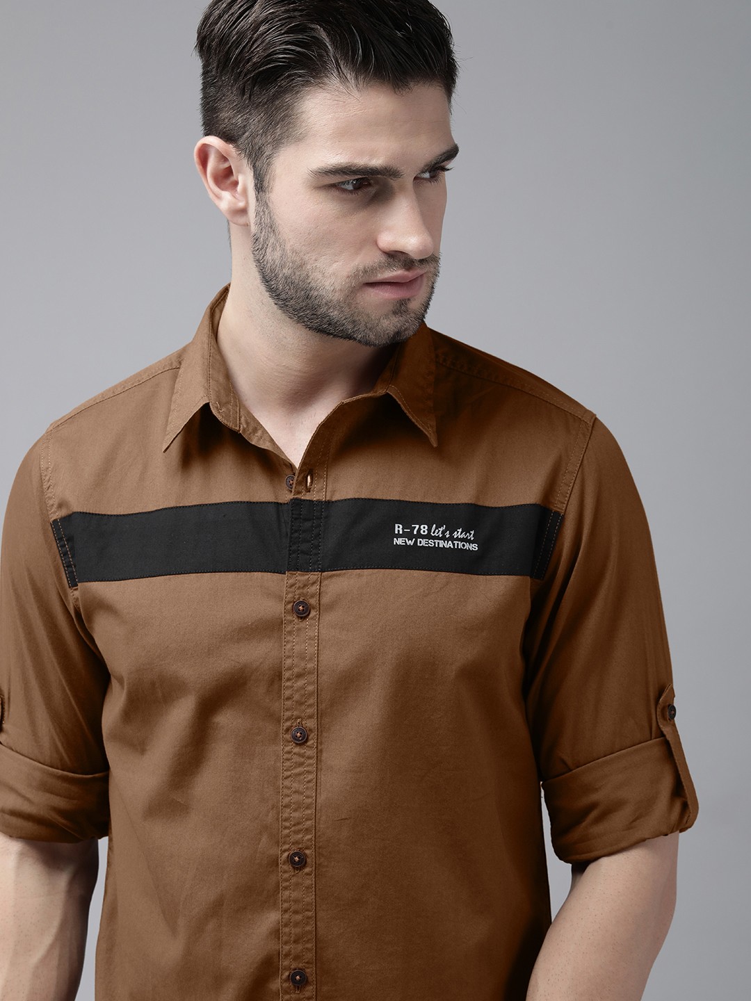 

Roadster Men Brown Solid Pure Cotton Casual Shirt