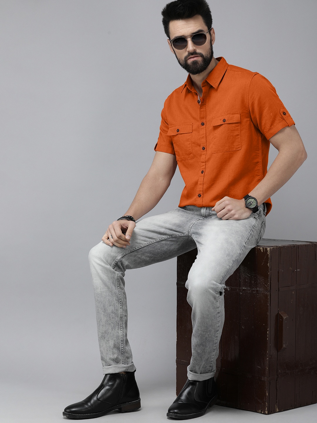 

The Roadster Lifestyle Co Men Rust Orange Solid Cotton Linen Casual Shirt