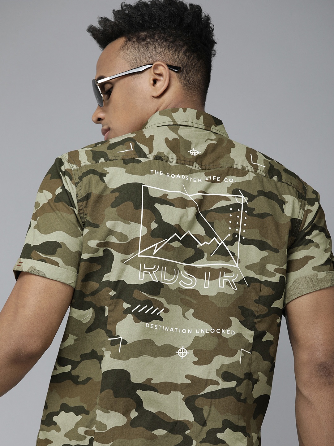 

Roadster Men Green Camouflage Printed Casual Shirt