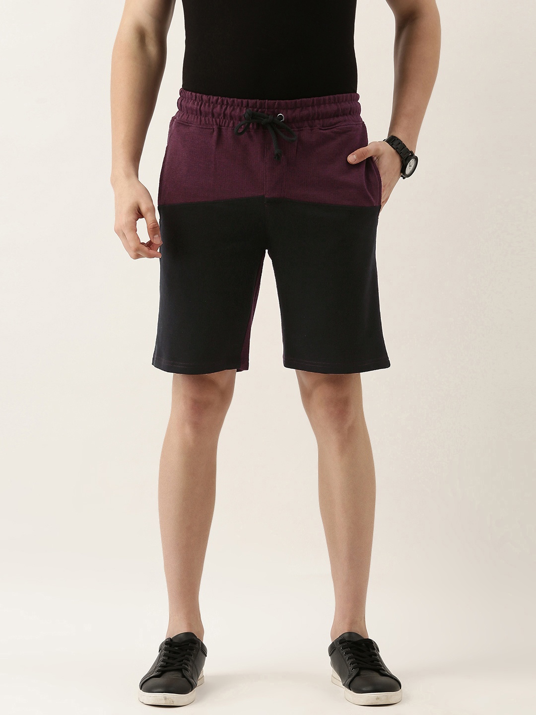 

ARISE Men Burgundy Colourblocked Shorts