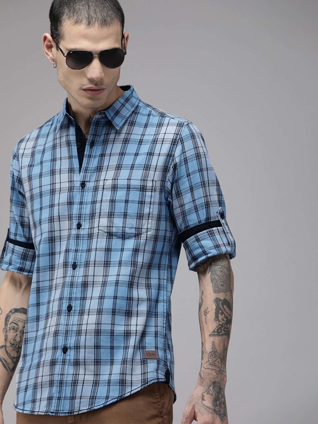 

The Roadster Lifestyle Co Men Blue And Grey Tartan Checked Pure Cotton Casual Shirt