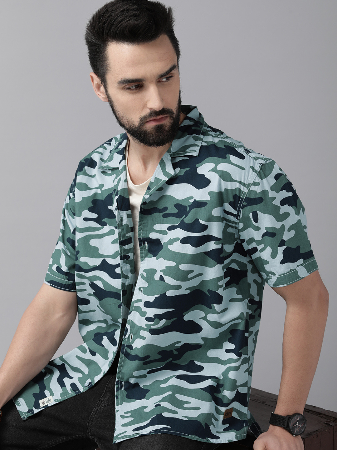

The Roadster Life Co. Men Green & Black Camouflage Printed Pure Cotton Casual Shirt
