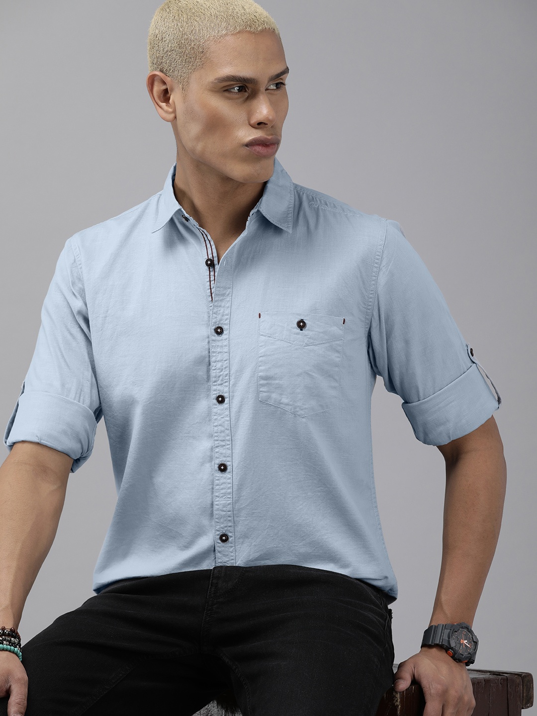 

The Roadster Lifestyle Co. Men Pure Cotton Casual Shirt, Blue