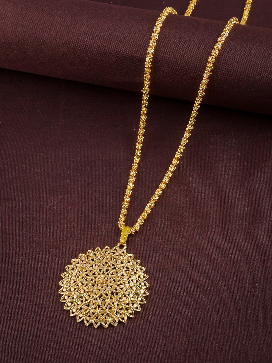 Brandsoon Men Gold-Toned Gold-Plated flower pedant Chain