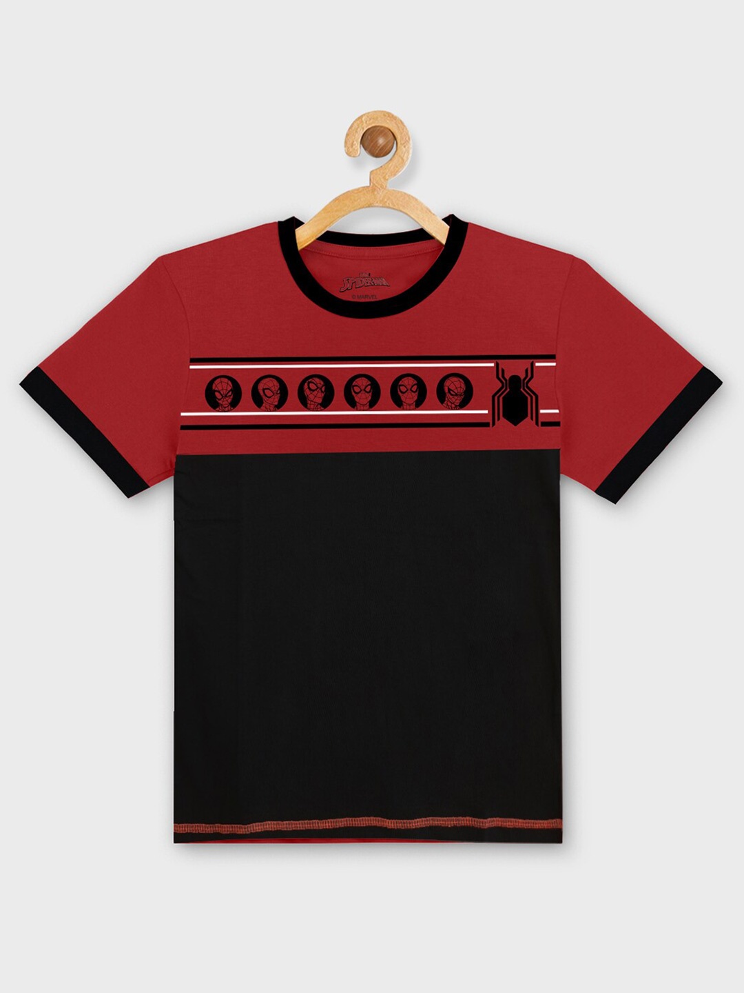 

Kids Ville Boys Red Typography Spider-Man Colourblocked Applique T-shirt