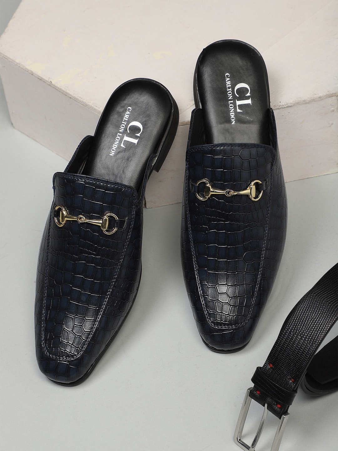 

Carlton London Men Navy Blue Woven Design Loafers