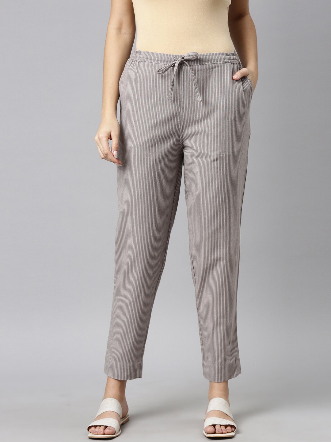 

Go Colors Women Grey Striped Tapered Fit Trousers