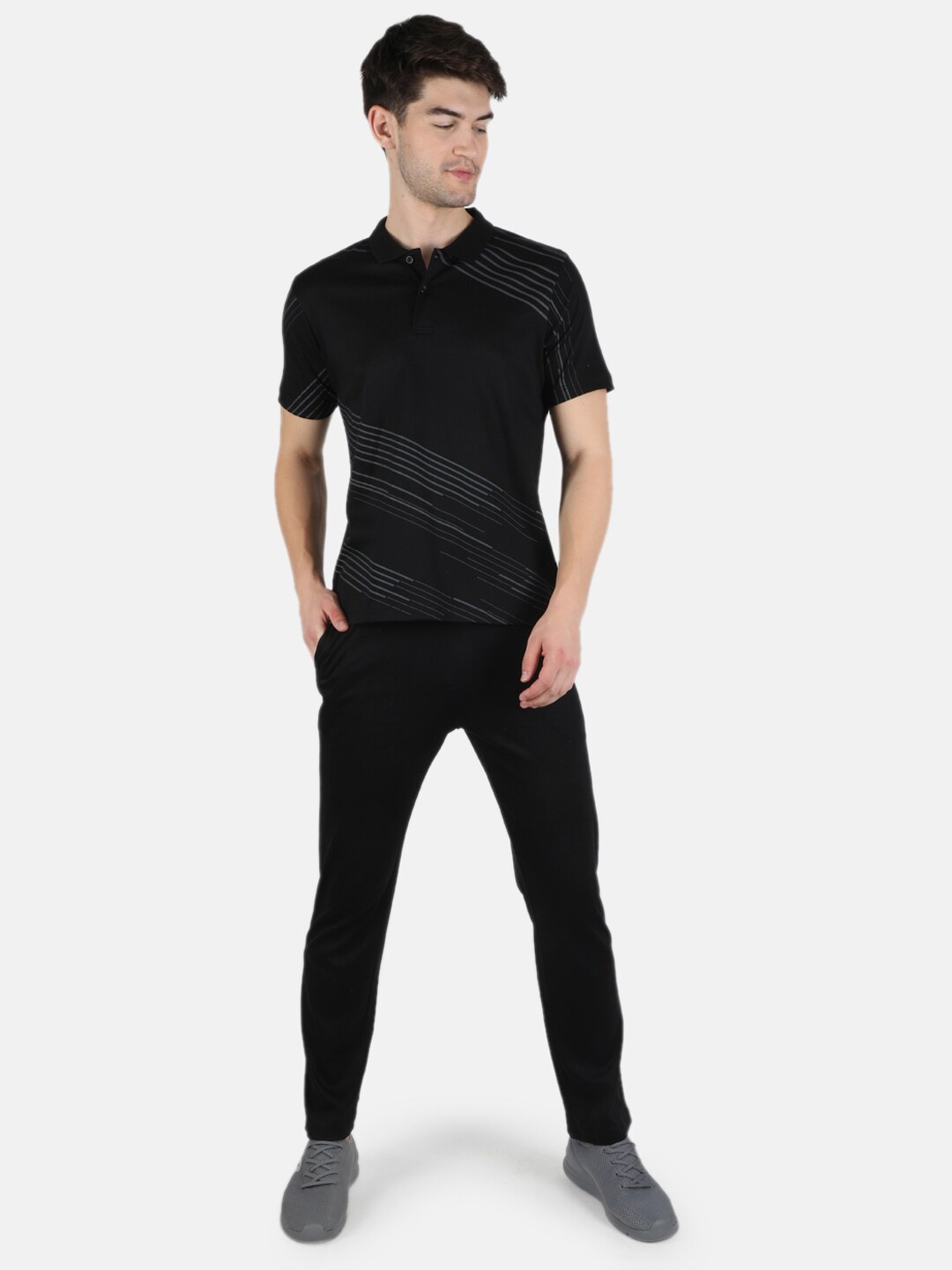 

Monte Carlo Men Black T-shirt with Pyjamas