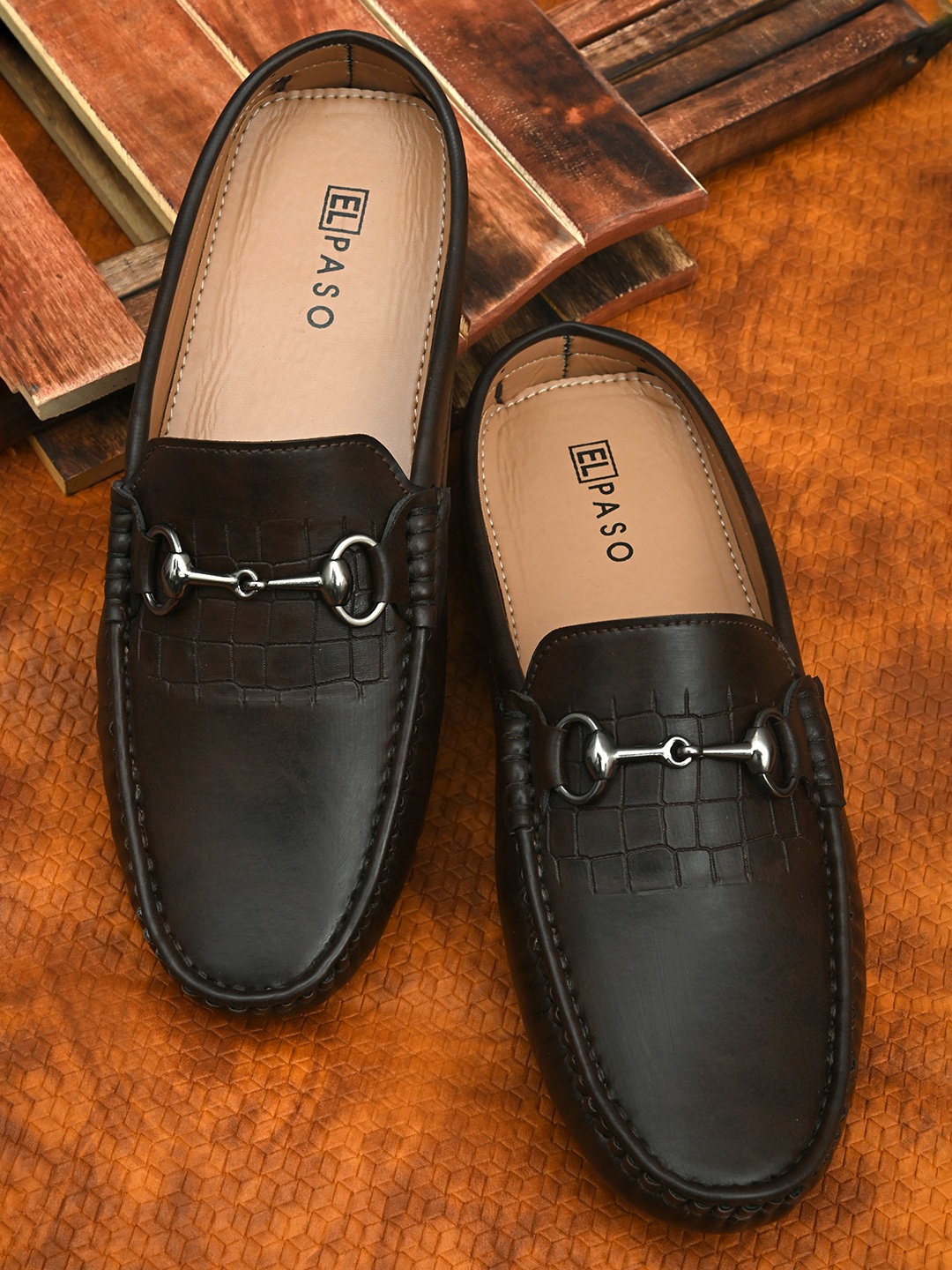 

El Paso Men Brown Textured Loafers