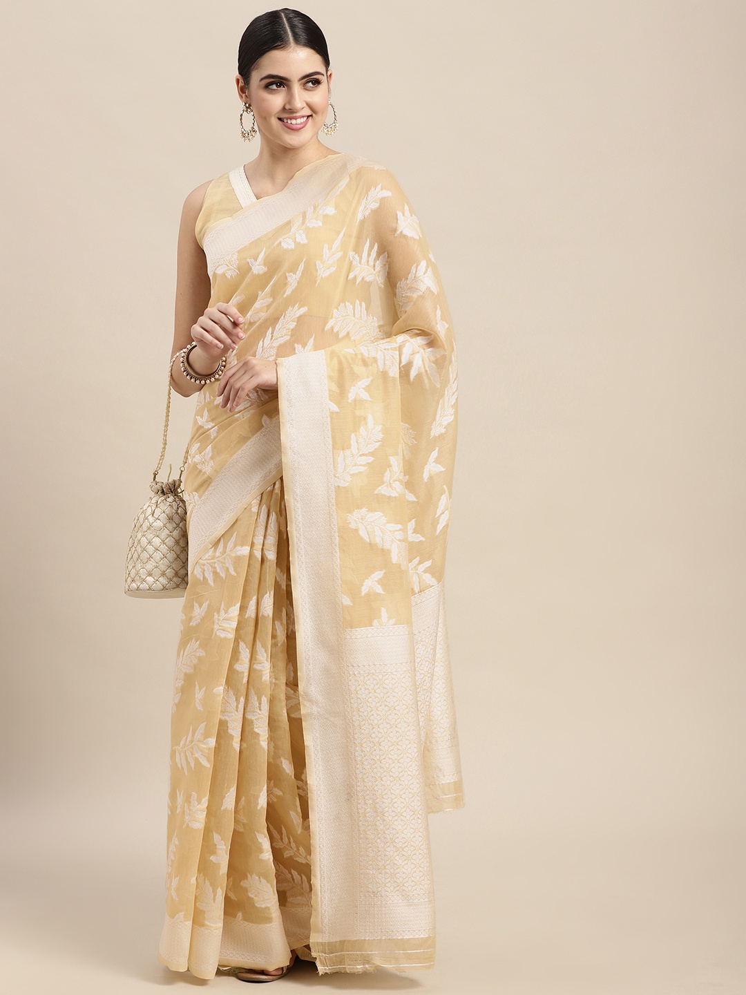 

VAIRAGEE Cream-Coloured & White Ethnic Motifs Silk Cotton Saree