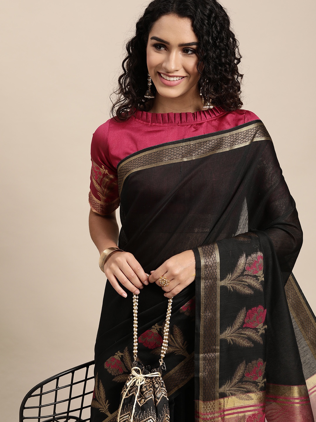 

VAIRAGEE Black & Pink Ethnic Motifs Pure Cotton Saree