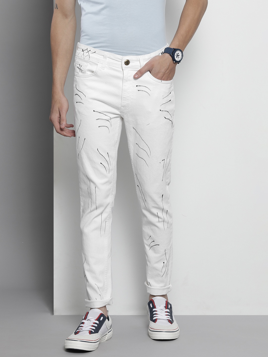 

The Indian Garage Co Men White Slim Fit Printed Stretchable Jeans