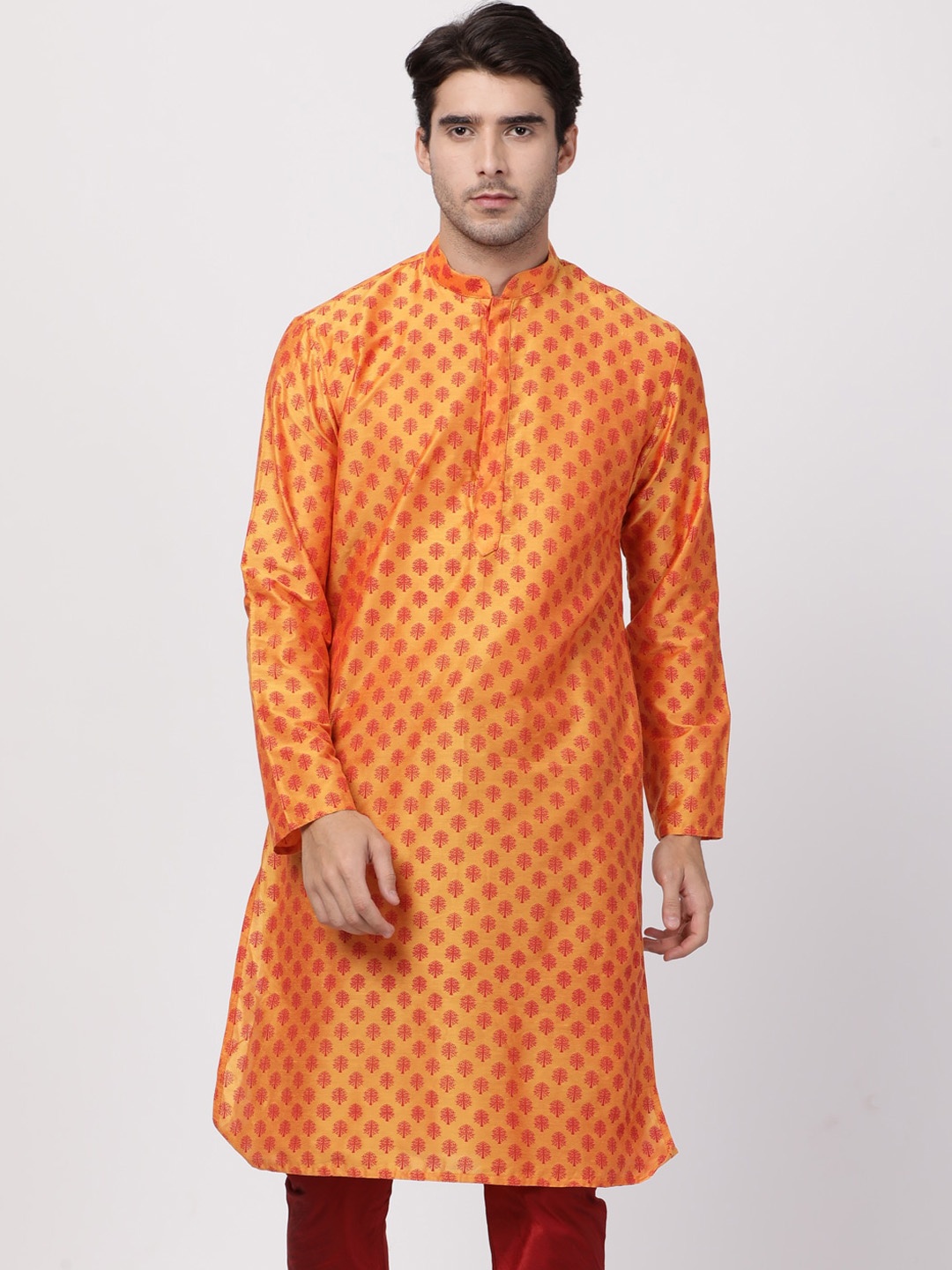 

VASTRAMAY Men Orange Ethnic Motifs Kurta