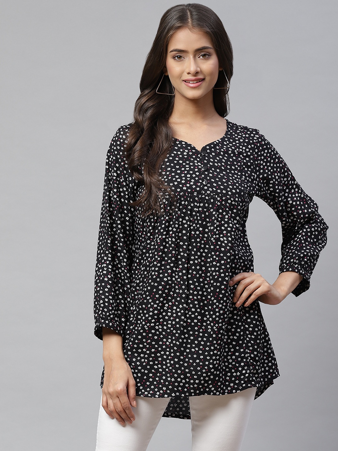

Ayaany Women Black & White Printed Pure Cotton Tunic