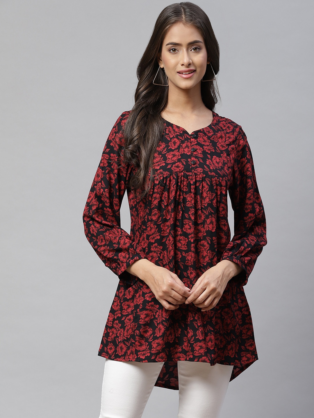 

Ayaany Women Red & Black Printed Pure Cotton Tunic