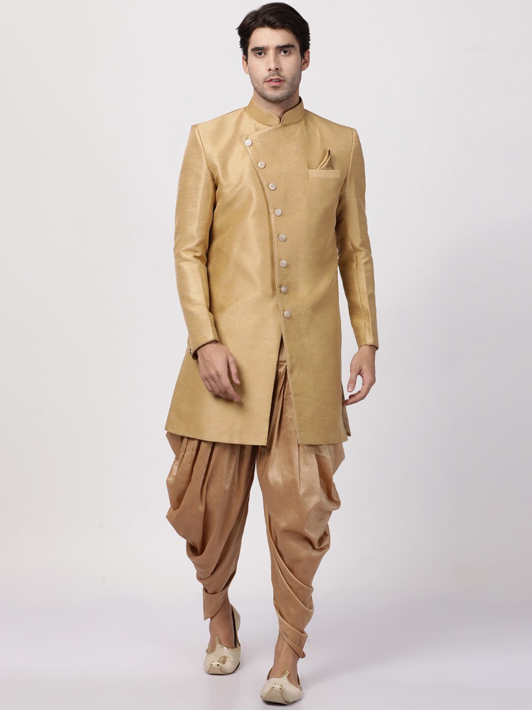 

VASTRAMAY Men Beige And Rosegold Solid Sherwani Set