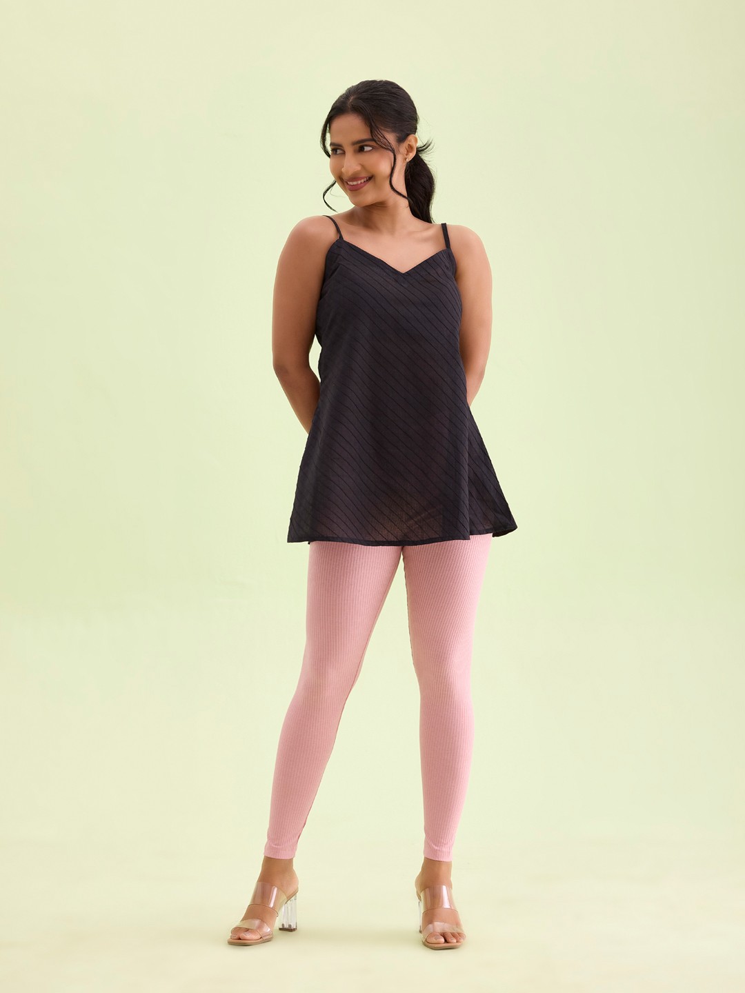 

Go Colors Women Pink Solid Slim-Fit Ankle-Length Leggings