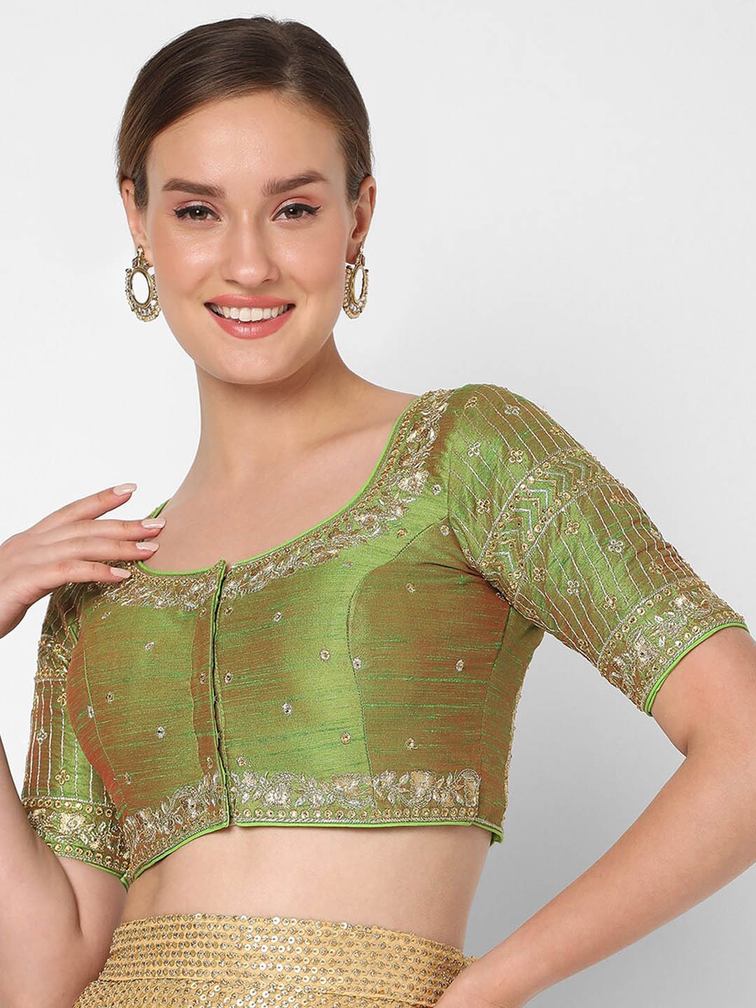

SALWAR STUDIO Green & Gold Embroidered Saree Blouse