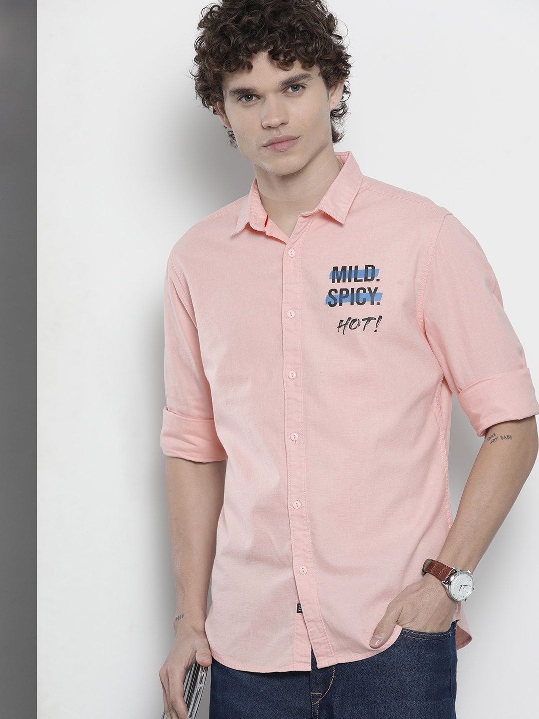 

The Indian Garage Co Men Pink Cotton Classic Fit Casual Shirt