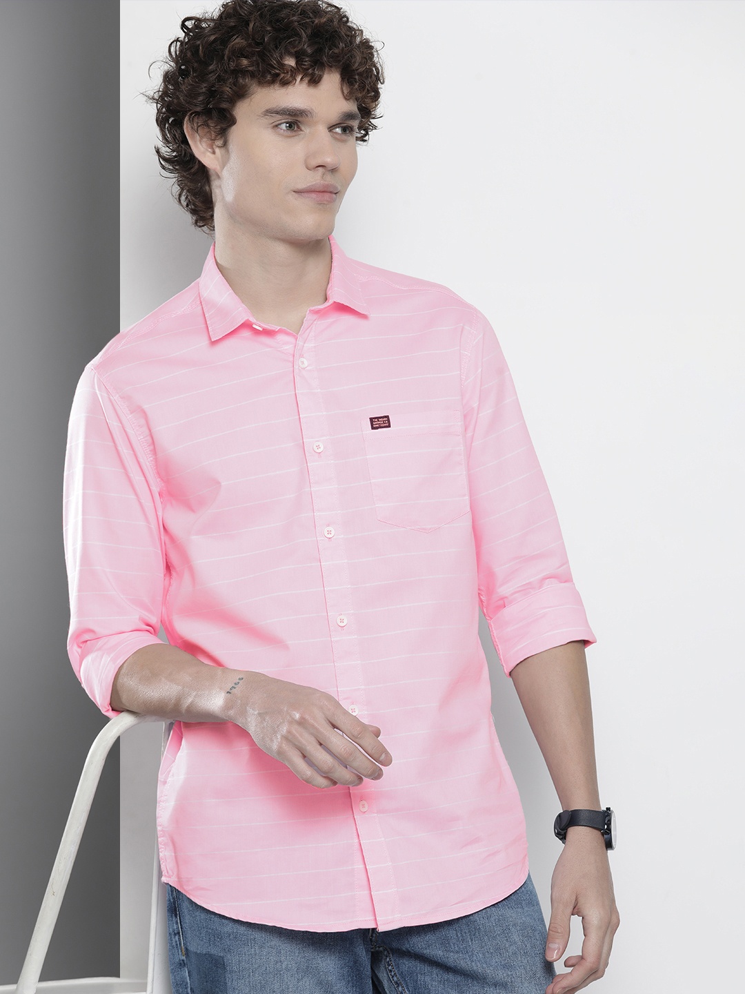 

The Indian Garage Co Men Pink Slim Fit Striped Pure Cotton Casual Shirt