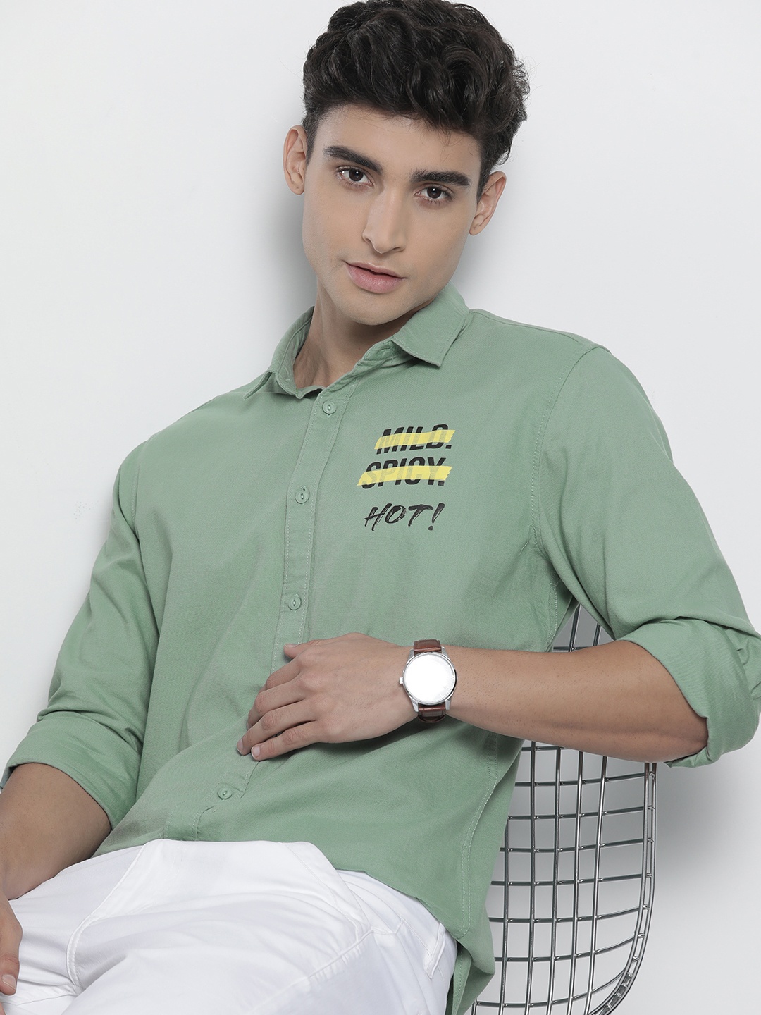

The Indian Garage Co Men Green Pure Cotton Casual Shirt