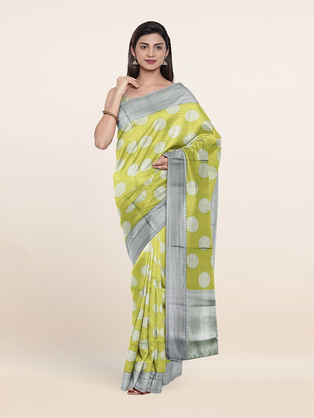 

Pothys Green & Silver-Toned Ethnic Motifs Zari Art Silk Saree