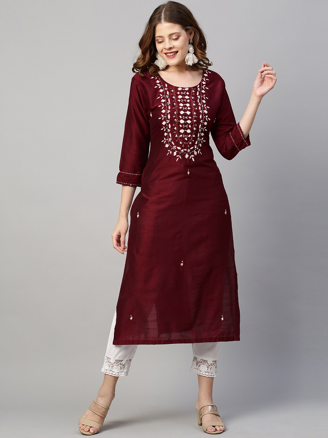 

FASHOR Women Maroon Embroidered Flared Sleeves Mirror Work Kurta