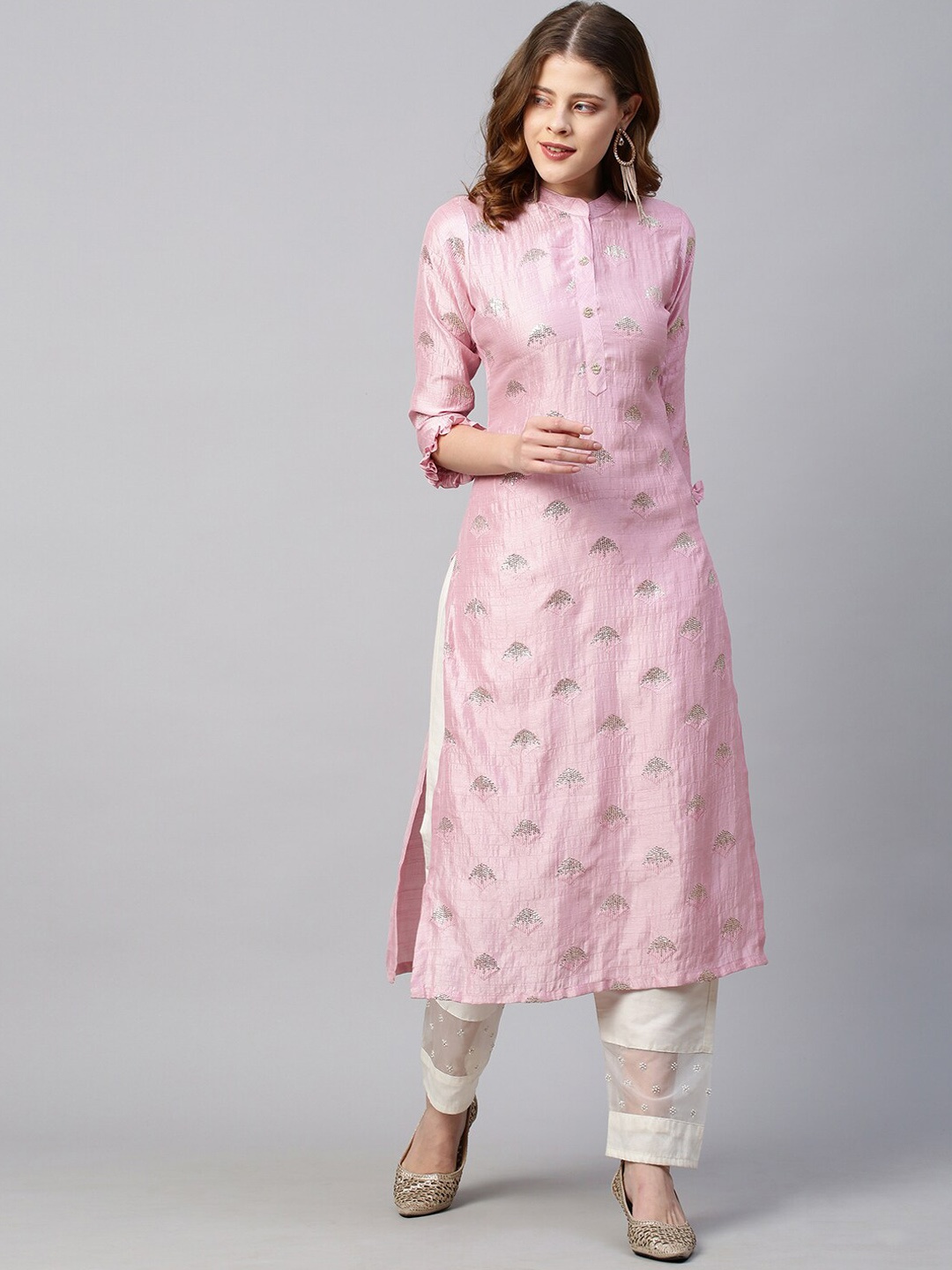 

FASHOR Women Pink Geometric Keyhole Neck Cold-Shoulder Sleeves Thread Work Kurta