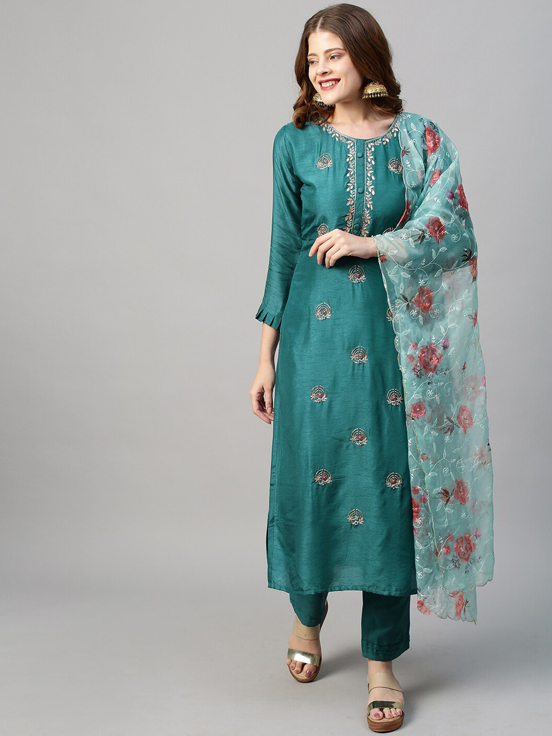 

FASHOR Women Teal Gotta Patti Kurta with Trousers & With Dupatta