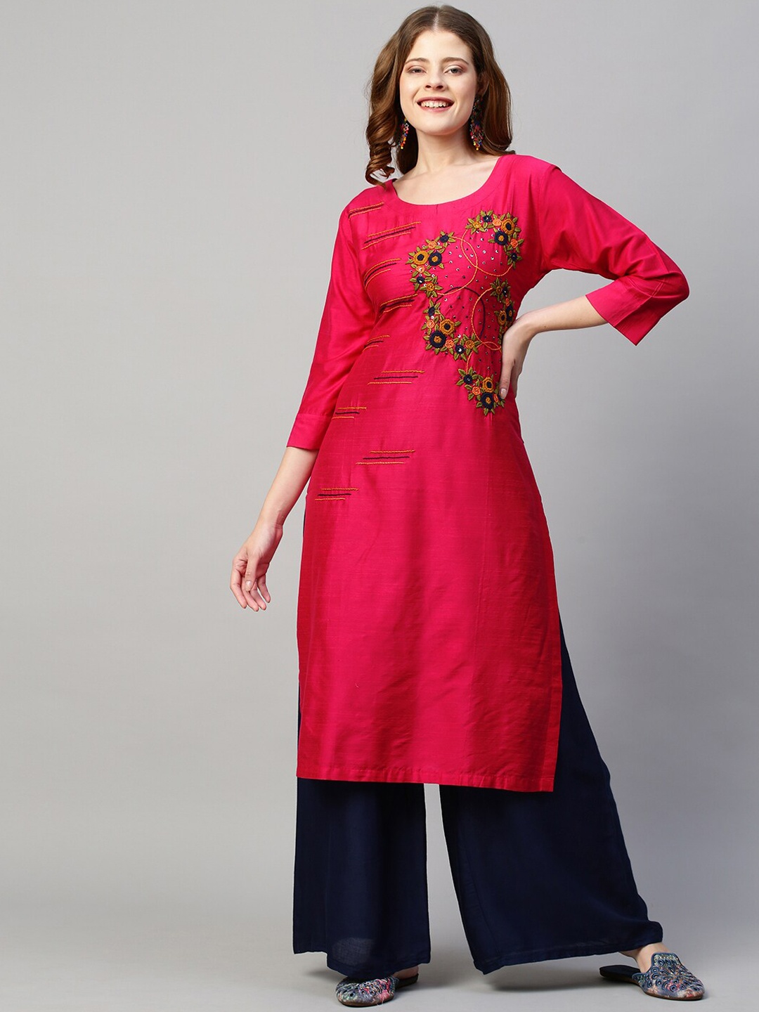 

FASHOR Women Pink Embroidered Flared Sleeves Thread Work Anarkali Kurta
