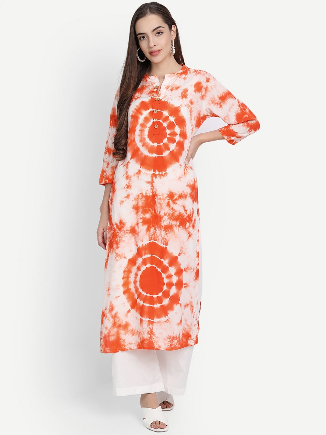 

SAABHI Women Orange Geometric Dyed Flared Sleeves Kurta