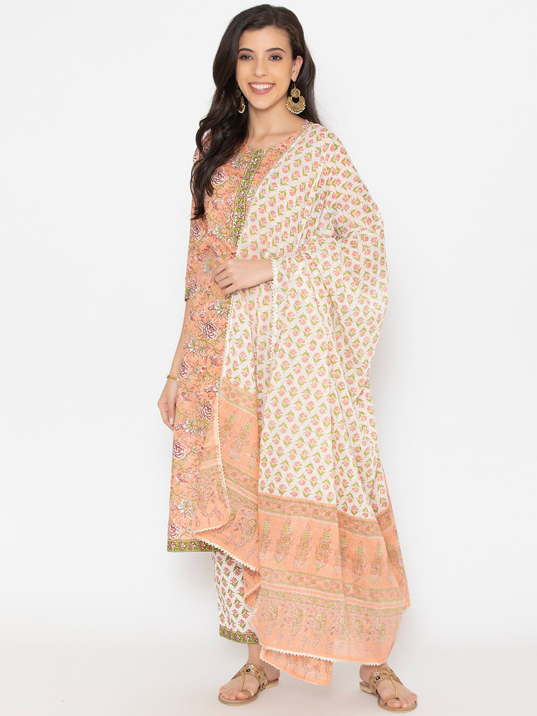 

SAABHI Women Peach-Coloured Floral Printed Empire Thread Work Pure Cotton Kurti with Palazzos & With Dupatta