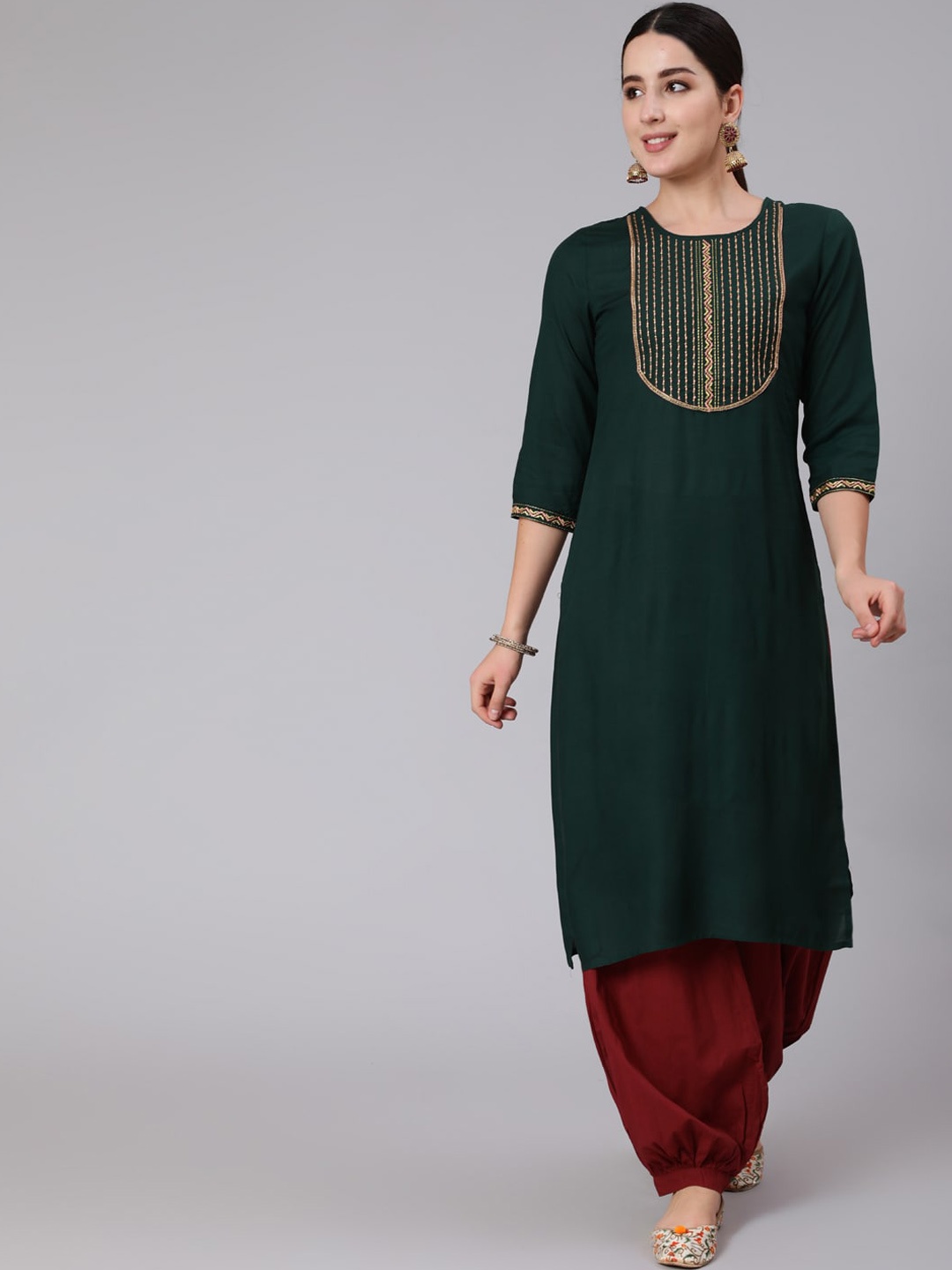 

GULMOHAR JAIPUR Women Green Yoke Design Thread Work Kurta