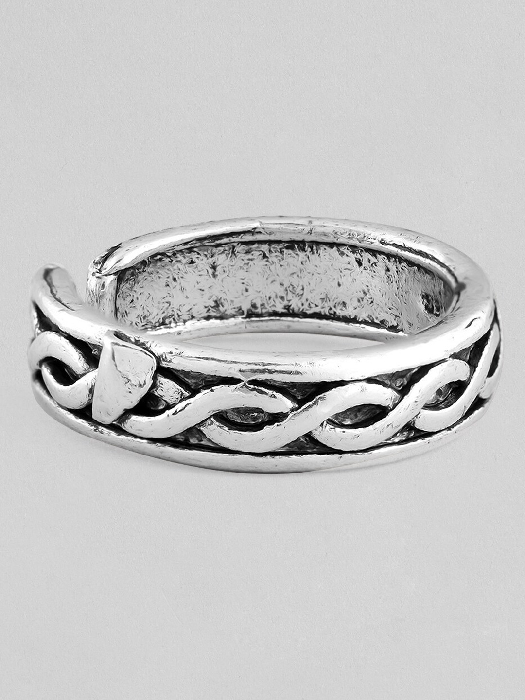 

Roadster Men Silver-Plated Finger Ring