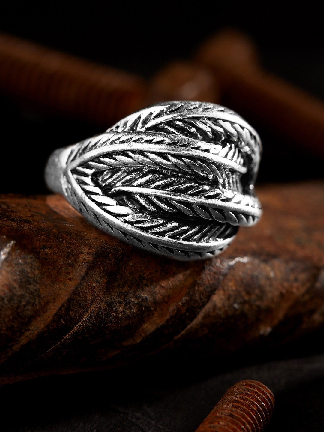 

Roadster Men Silver-Plated Adjustable Finger Ring