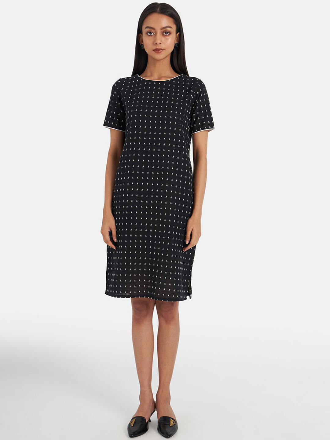

Suta Women Black & White Printed A-Line Dress