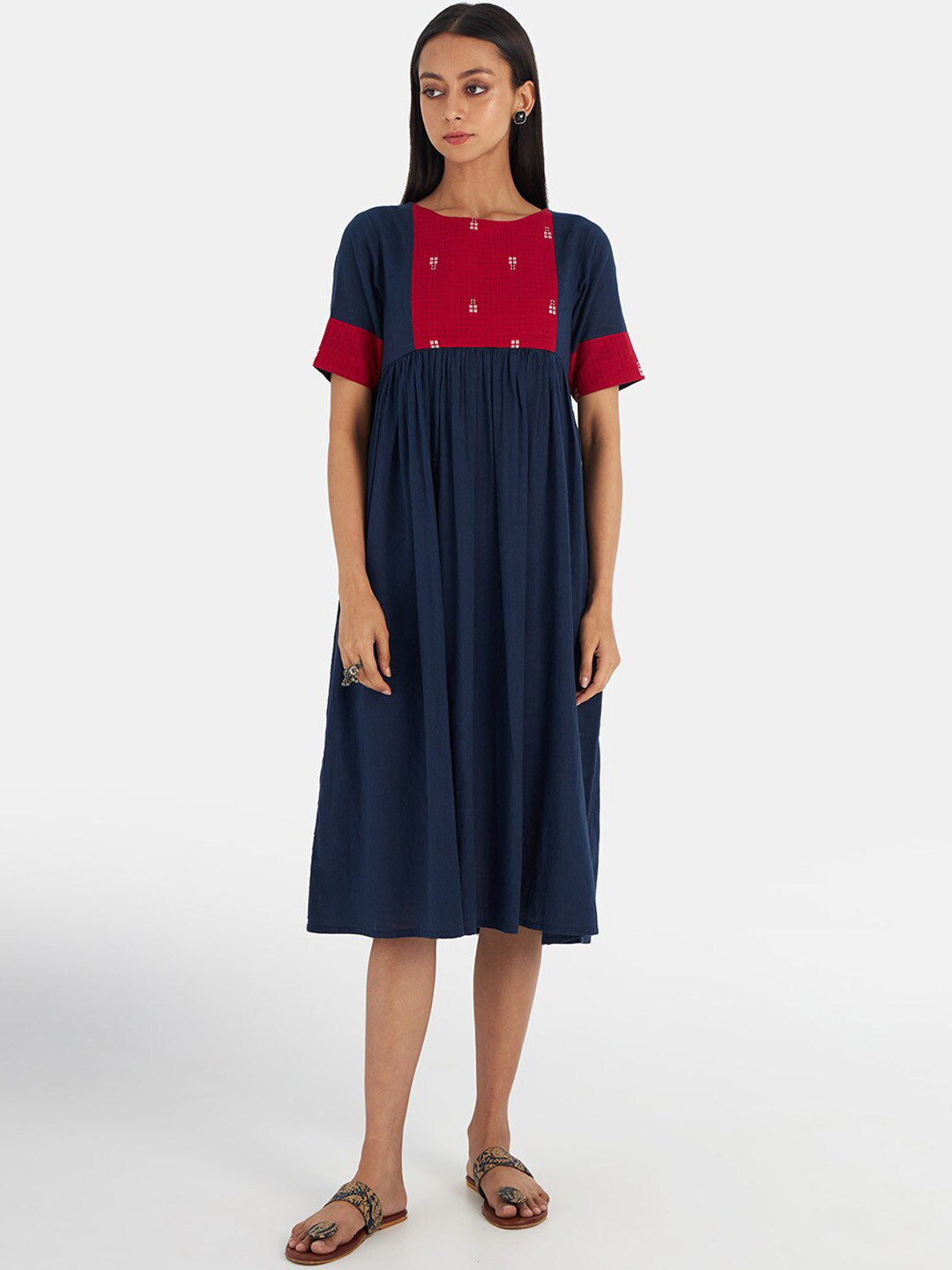

Suta Navy Blue & Red Colourblocked Empire Midi Dress