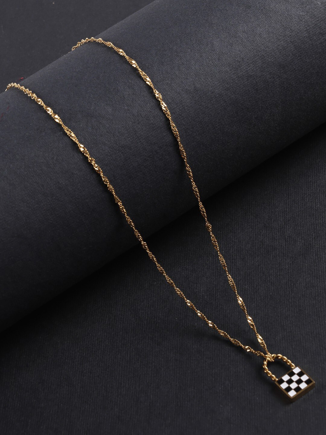 

anore 18K Gold Plated Black & White Pendant Necklace Chain