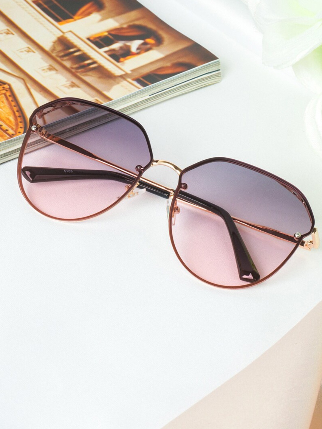 

Ferosh Unisex Purple Lens & Blue Cateye Sunglasses MARSU-1048, Pink