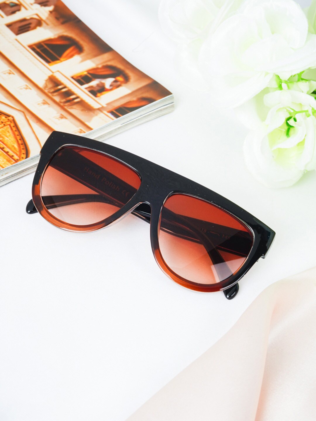 

Ferosh Unisex Red Lens & Black Wayfarer Sunglasses