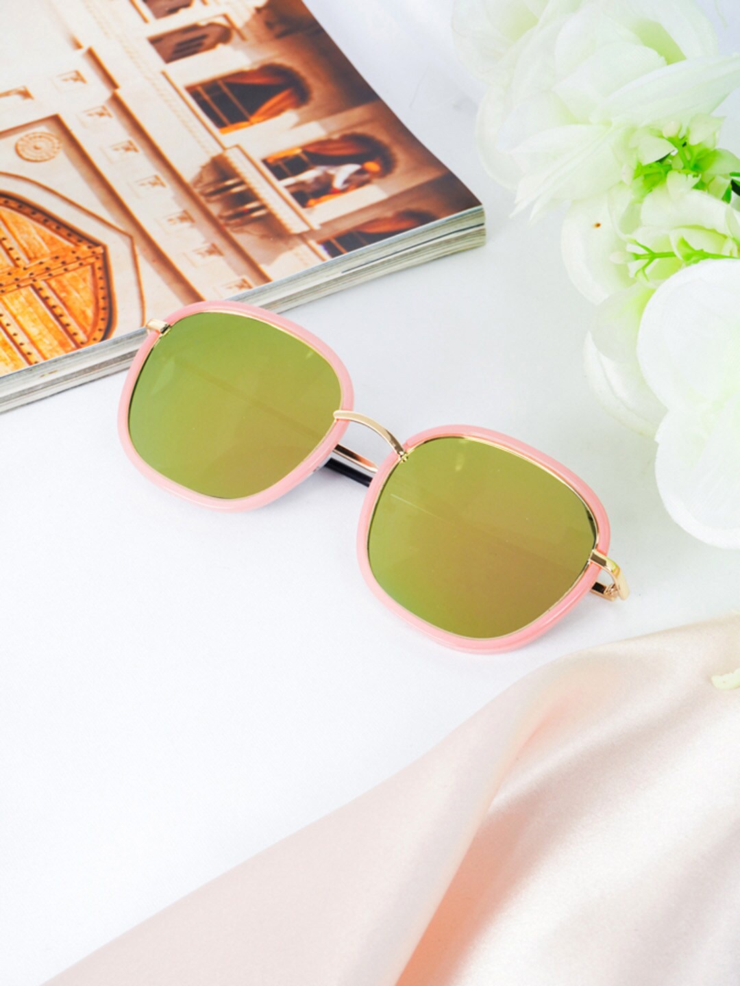 

Ferosh Unisex Green Lens & Pink Square Sunglasses MARSU-1058