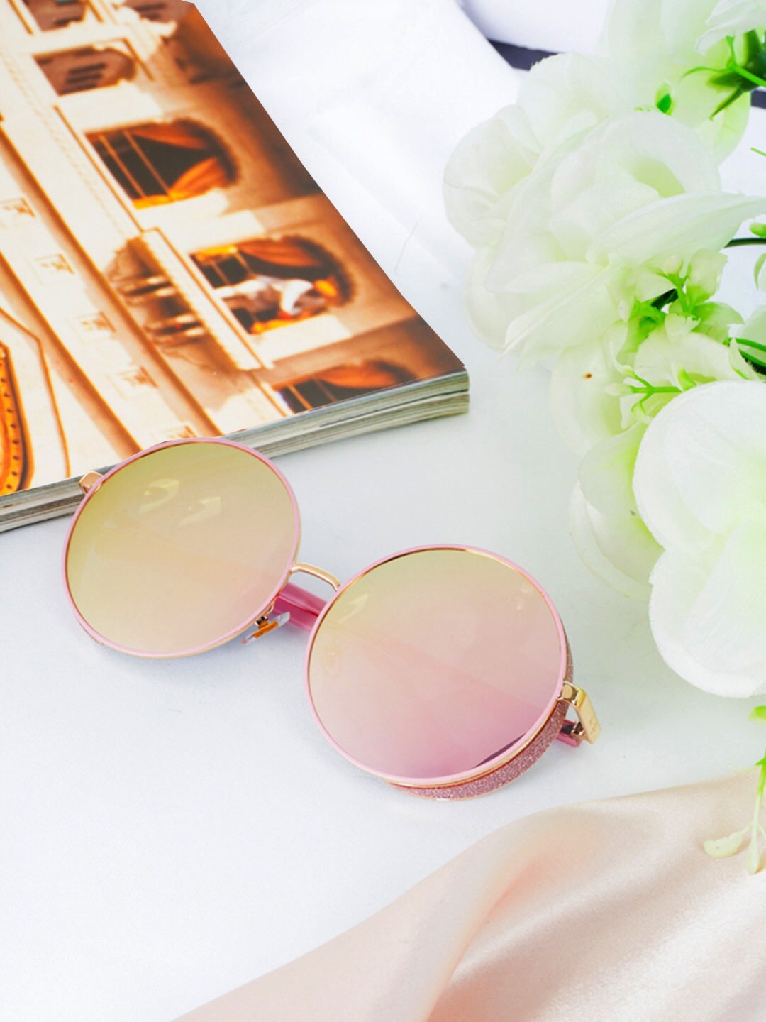 

Ferosh Unisex Mirrored Lens & Rose Gold-Toned Round Sunglasses, Pink