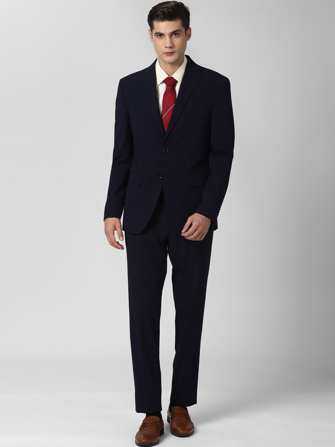 

Peter England Elite Men Navy Blue Solid Single-Breasted Slim-Fit Two-Piece Suit