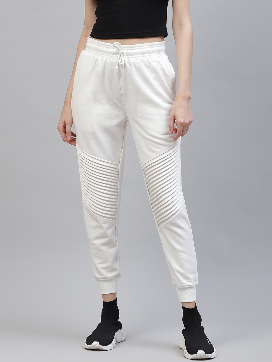 

Laabha Women White Solid Pleated Detail Joggers