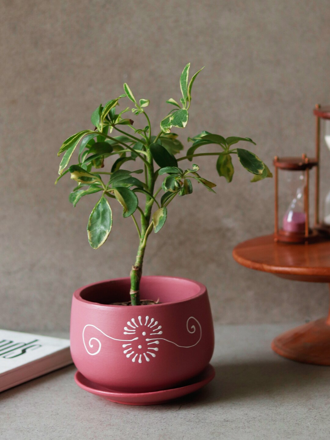 

Unravel India Pink & White Swirl Motif Handpainted & Handmade Planters Pot With Tray