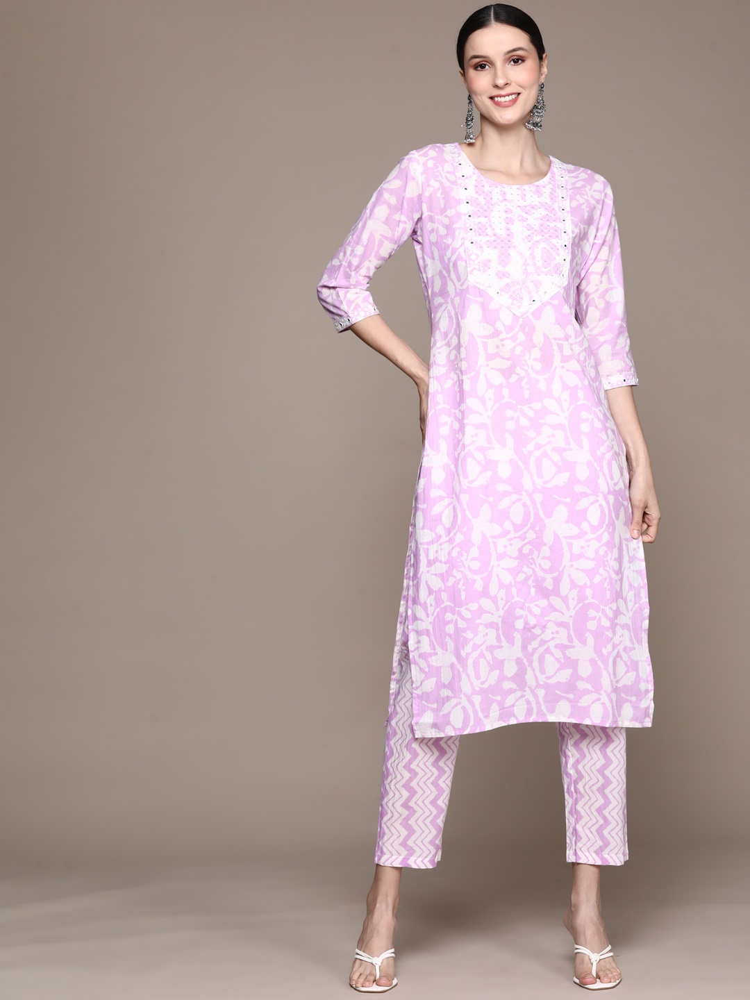 

Ishin Women Purple Yoke Design Sequinned Pure Cotton Kurta with Trousers