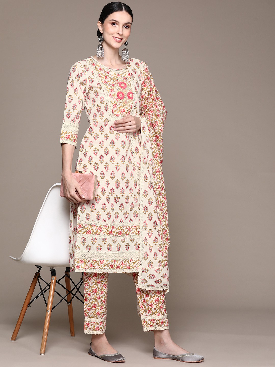 

Ishin Women White Ethnic Motifs Printed Pure Cotton Kurta with Trousers & With Dupatta