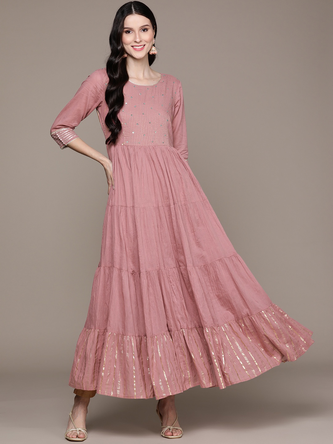 

Ishin Women Mauve Embellished Tiering Kurta