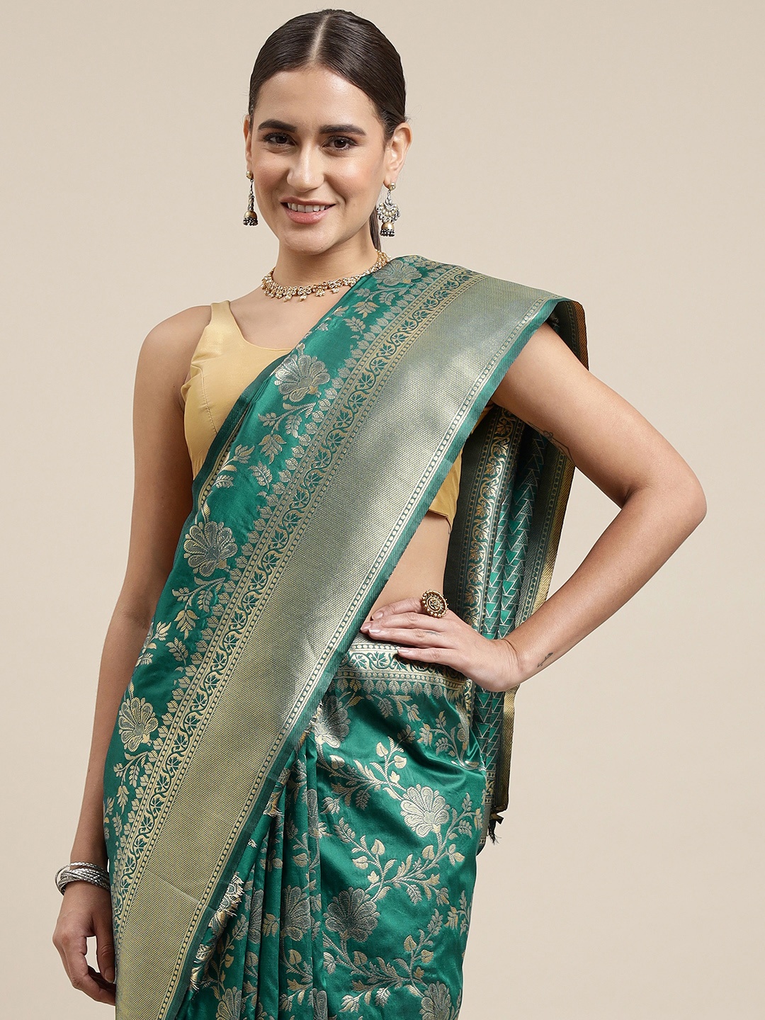 

Royal Rajgharana Saree Blue & Gold Floral Silk Blend Celebrity Banarasi Sarees