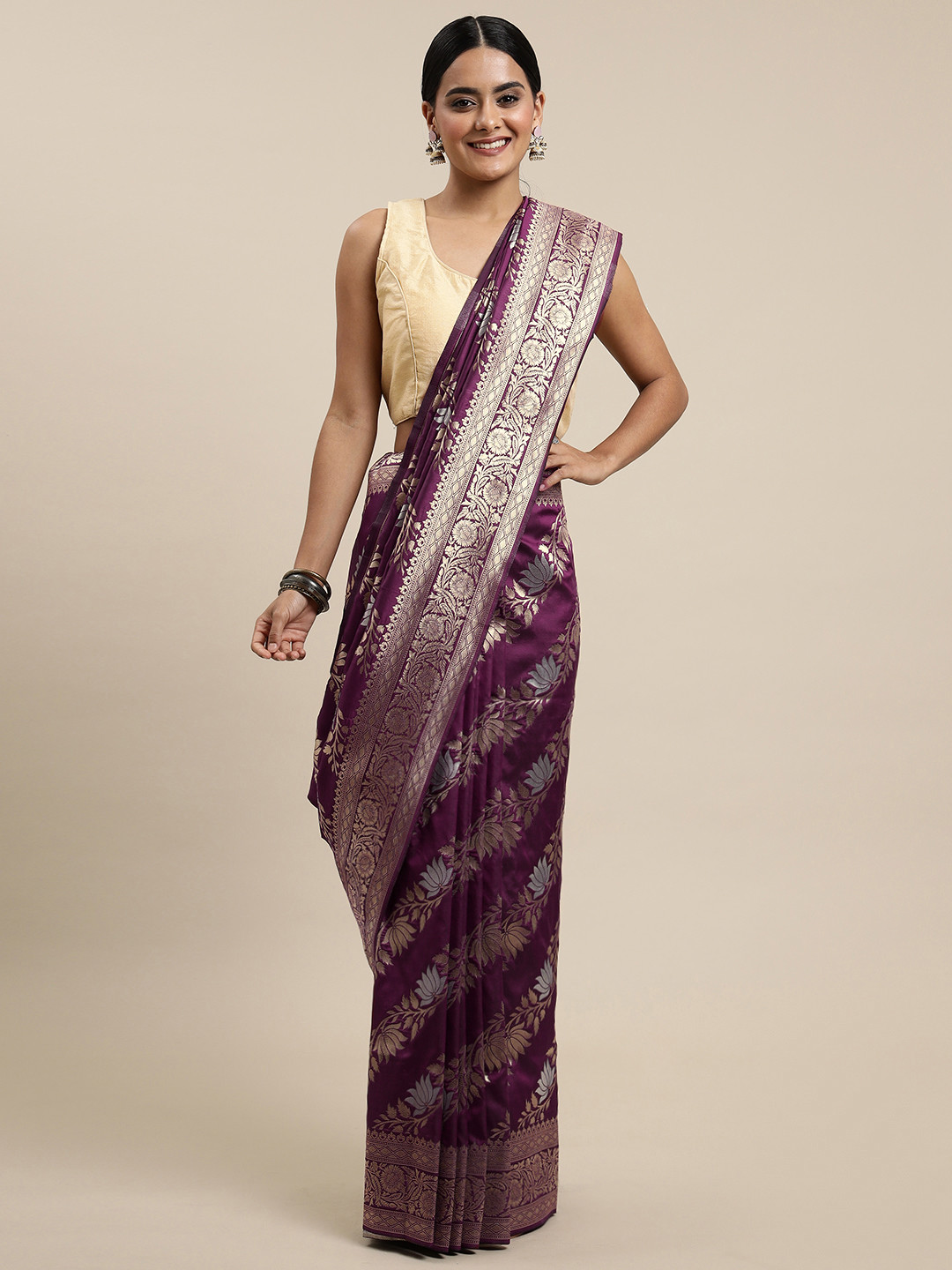 

Royal Rajgharana Saree Magenta & Silver Ethnic Motifs Silk Blend Banarasi Sarees